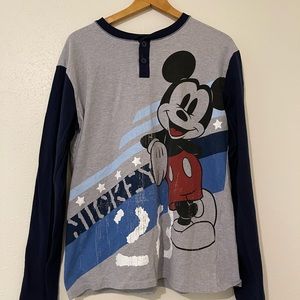 Mickey Mouse #28 Long sleeve gray/blue T-shirt, Disney Store ~ LARGE pre-owned.